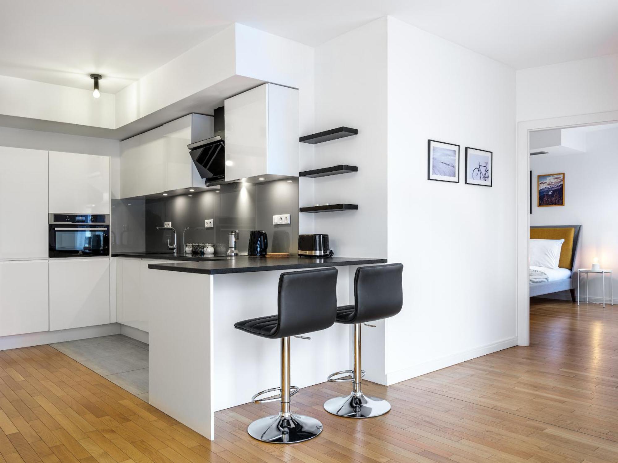 Modern Central Apartment W. Parking By Tyzenhauz Краков Экстерьер фото