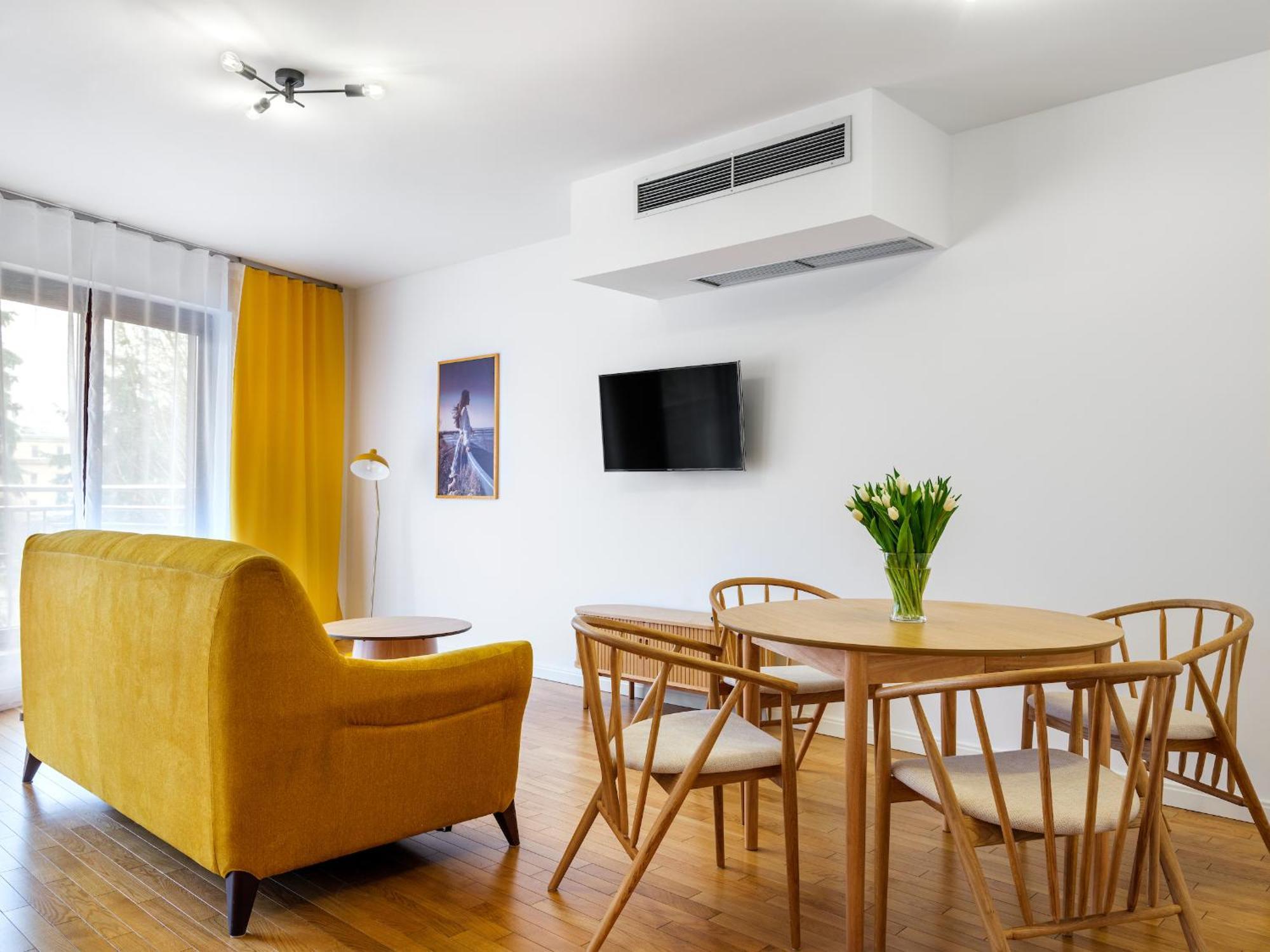 Modern Central Apartment W. Parking By Tyzenhauz Краков Экстерьер фото